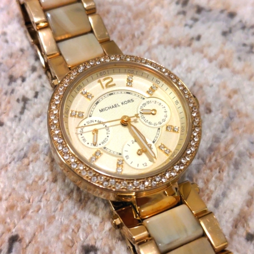 Michael Kors watch - Picture 2 of 9